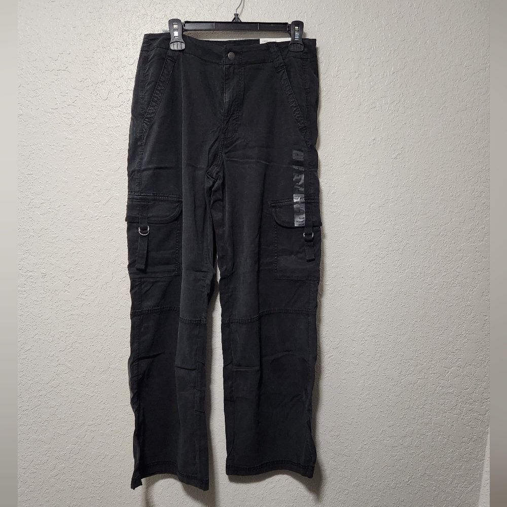 American Eagle Dreamy Drape Wide Leg Cargo Pants